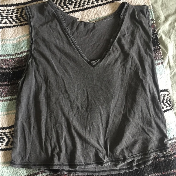 We The Free Deep V Loose Tank (L) - Picture 2 of 3
